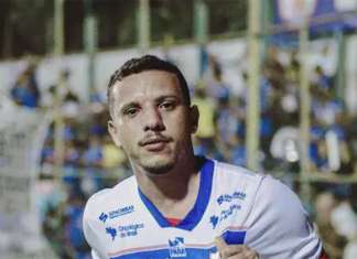 Águia se manifesta sobre interesse do Remo em Junior Dindê