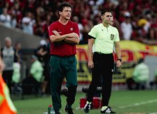 Diniz não teme demissão e mantém confiança no Fluminense