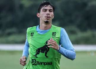 Meia Biel pode voltar ao time do Paysandu contra o Coritiba
