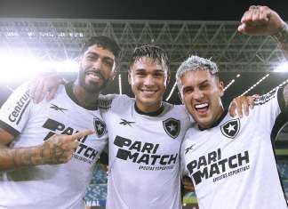 Botafogo bate Cuiabá na Arena Pantanal e se aproxima do topo