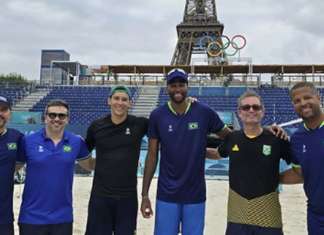 Evandro e Arthur vencem e mantém 100% no vôlei de praia