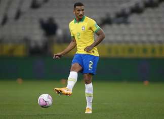 Danilo se tornou o escudo do Brasil na Copa América!