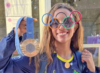 Rayssa Leal faz história e alcança 2 medalhas olímpicas