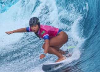 Surfe é adiado nas Olimpíadas pelo segundo dia seguido