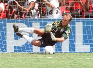 Taffarel reencontra palco do tetra após treino do Brasil