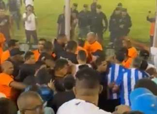 Torcedores registram confusão na Curuzu após jogo do Paysandu
