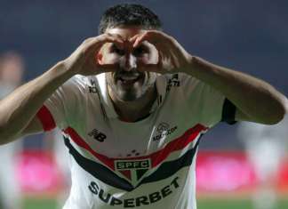 São Paulo vence Nacional-URU e avança na Copa Libertadores