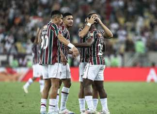 Fluminense bate Grêmio nos pênaltis e avança na Libertadores