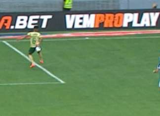 Palmeiras vence Vasco após ‘presente’ e ‘mão’ da arbitragem