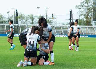 Corinthians vence o Boca e disputa a final da Libertadores
