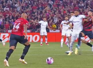 Jogador do Cruzeiro é expulso com apenas 3 segundos de jogo