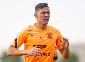 Corinthians sofre transfer ban e não pode contratar até 2026