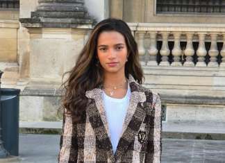 Rayssa Leal vai a desfile com bolsa caríssima; veja o look