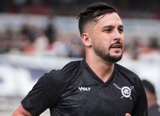 Meia Pavani continua no Clube do Remo para 2025