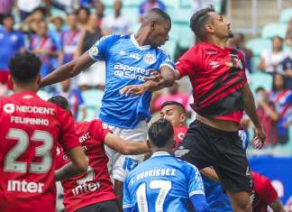 Bahia empata no fim e embola briga na Libertadores