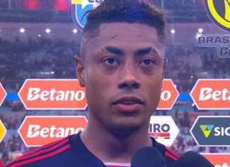 Bruno Henrique, do Flamengo, é alvo de operação da PF