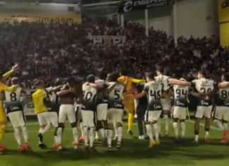 Corinthians vira sobre o Criciúma e entra no G-8