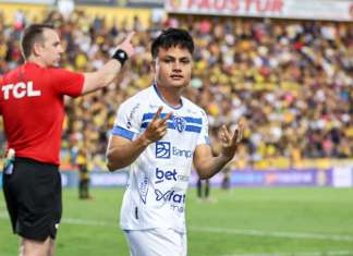 Diretoria do Paysandu joga para Esli decisão sobre renovação