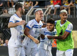 Paysandu segura Novorizontino e Santos conquista a Série B