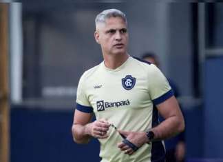 Vídeo: técnico do Remo, Rodrigo Santana já está em Belém