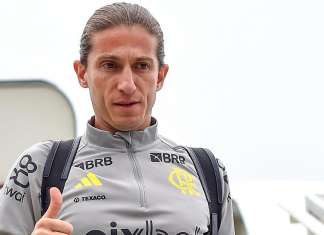 Flamengo decide manter Filipe Luis como treinador