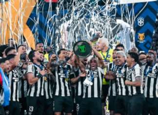 Botafogo viaja para disputar intercontinental após título