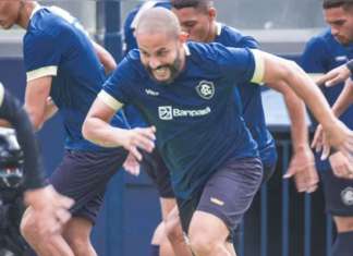 Clube do Remo inicia pré-temporada 2025 com elenco reduzido