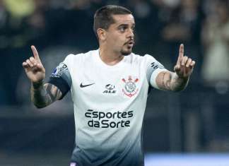 Corinthians decide negociar Fagner com o Cruzeiro