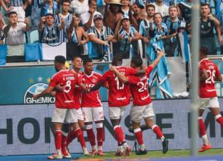 Inter vence o Grêmio e abre vantagem na final do Gaúcho