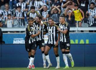 Rony marca, Atlético-MG goleia e fica perto do tetra mineiro