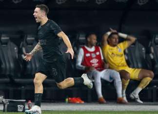 Corinthians vence Santos sem Neymar e vai à final do Paulista