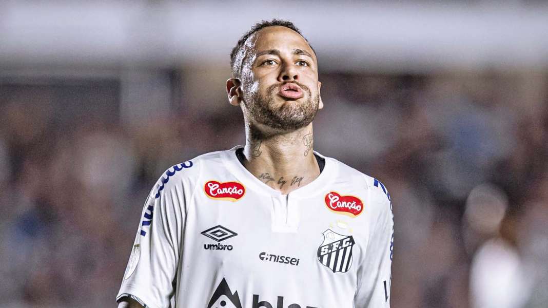 Santos nega que Neymar foi preservado por causa da Seleção - Rádio ...