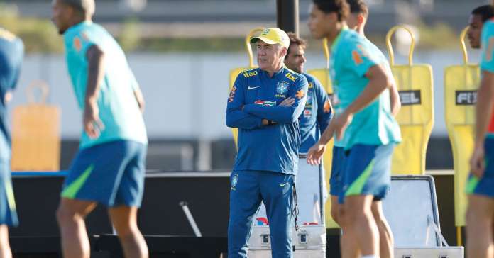 Ancelotti comanda primeiro treino da Seleção Brasileira; assista