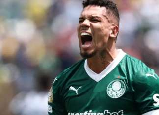 Paulinho decide e Palmeiras supera o Botafogo no Mundial