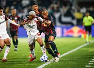 Brasileirão: Flamengo bate o Bragantino e cola no Cruzeiro