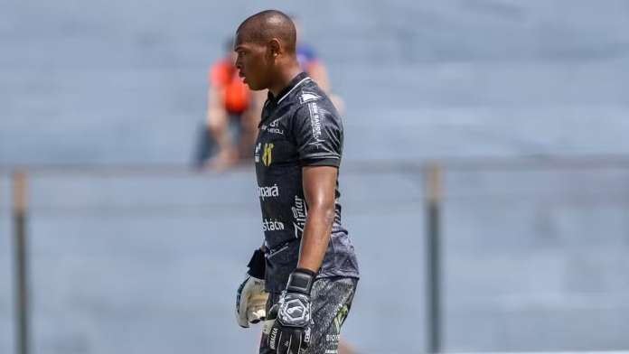 Águia de Marabá anuncia contratação de Xandão, goleiro do Castanhal