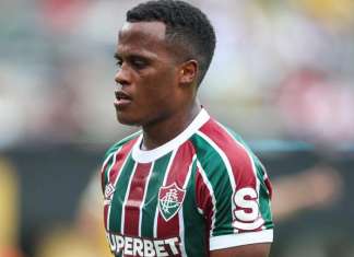 Clube europeu acerta contratação de Jhon Arias, diz jornalista