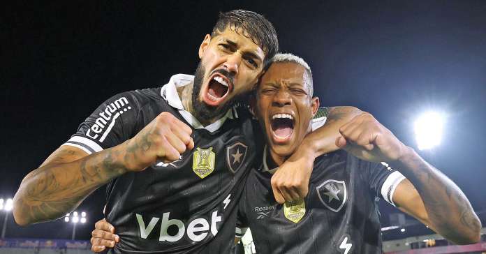 Botafogo vence Bragantino e vê Marlon Freitas sair de ambulância