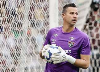 Fábio alcança 1.390 jogos, recorde na história do futebol mundial