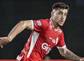 João Vieira destaca carinho pelo Paysandu após gol pelo Vila Nova