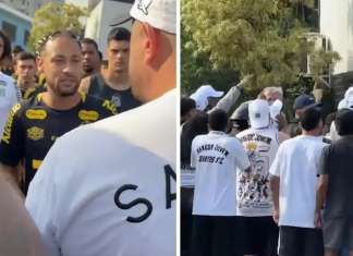 Torcedores do Santos invadem CT Rei Pelé e enquadram Neymar