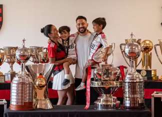 Flamengo presta apoio a Everton Ribeiro após revelar câncer