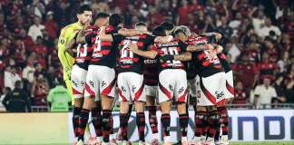Flamengo faz no fim, vence Racing e abre vantagem na Libertadores