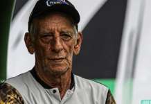 Lembra dele? Técnico Aderbal Lana assume Amazonas na Série B