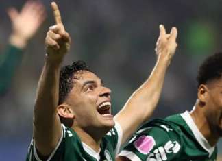 Palmeiras atropela o Juventude e se isola na liderança do Brasileirão