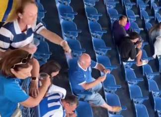 Torcedora envolvida em ataques racistas contra remistas é demitida