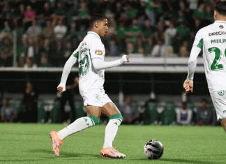 Chape tropeça e Remo mantém o terceiro lugar na corrida pelo acesso