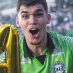 Coritiba empata com Athletic e confirma vaga na Série A