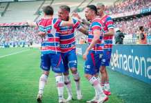 Vitória diminui risco de queda do Fortaleza e vê o do Santos subir