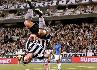 Botafogo goleia Cruzeiro e tira o Remo da lanterna da Série A